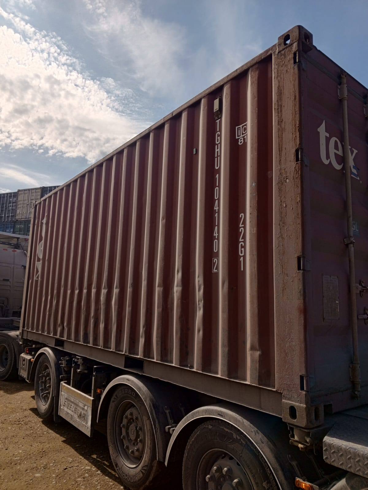 Морской контейнер TGHU1041402